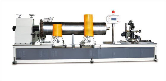 Vierköpfige Produktionslinie für Papierröhrchen Kreislaufblatt Papierröhrenschneider 30 m/min