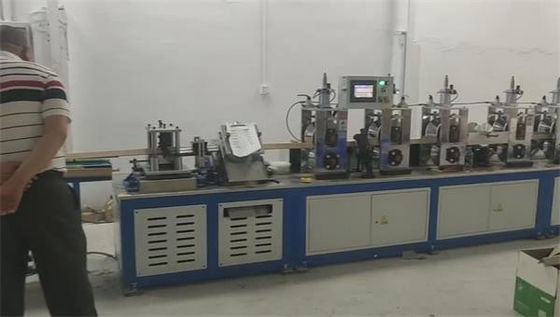 Automatische L-Profil-Schutzmaschine für den Randschutz 15,3 kW 40 m/min Geschwindigkeit